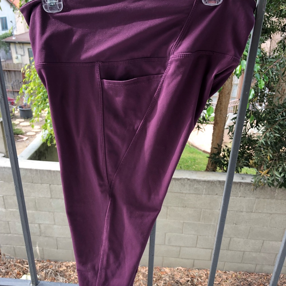 Danskin Leggings with side pockets
